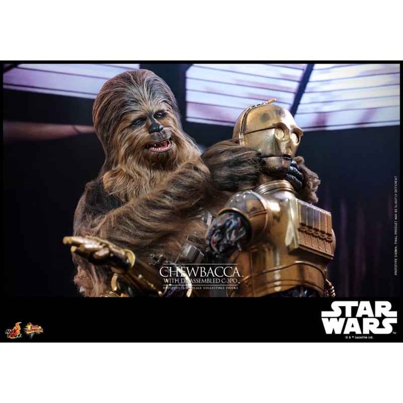 Hot Toys Star Wars: Chewbacca with Disassembled C-3PO 1:6 Scale
