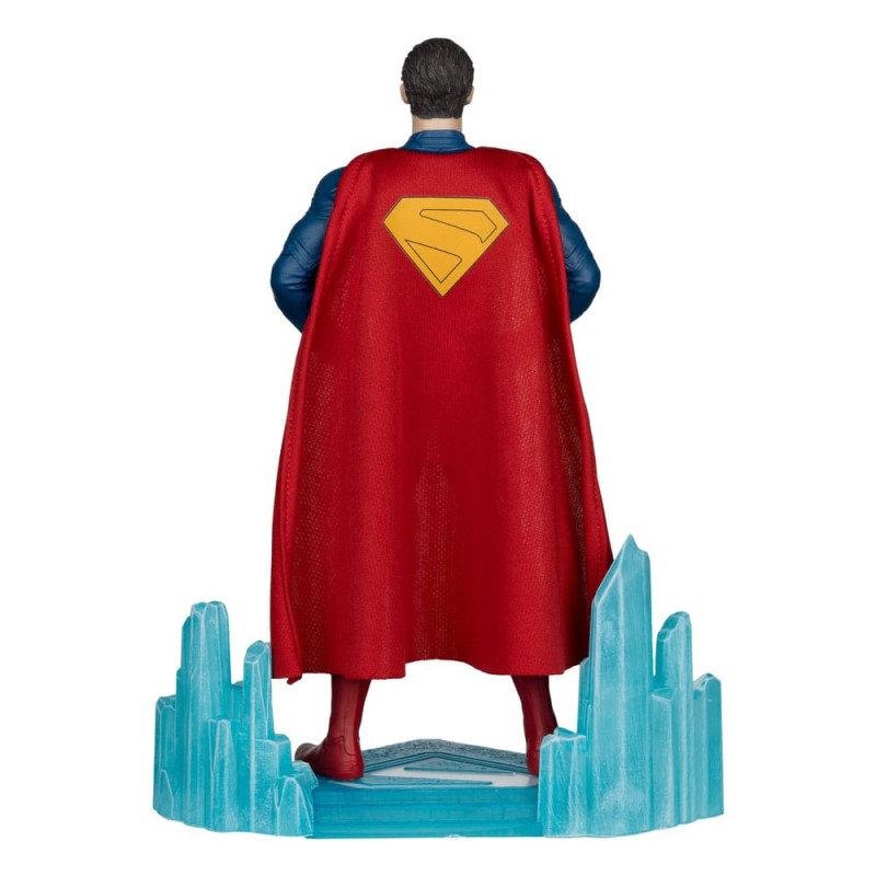 DC Multiverse: Superman 2025 PVC Statue 28 cm