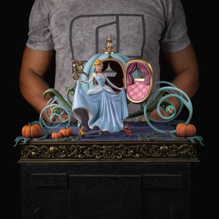 Disney Classics: Cinderella Deluxe Art Scale Statue 1/10 30 cm Disney Classics: Cinderella Deluxe Art Scale Statue 1/10 30 cm