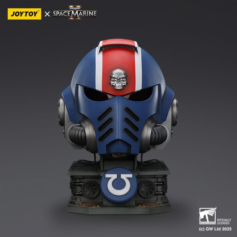 Warhammer 40,000: Space Marine 2 Replica Ultramarines