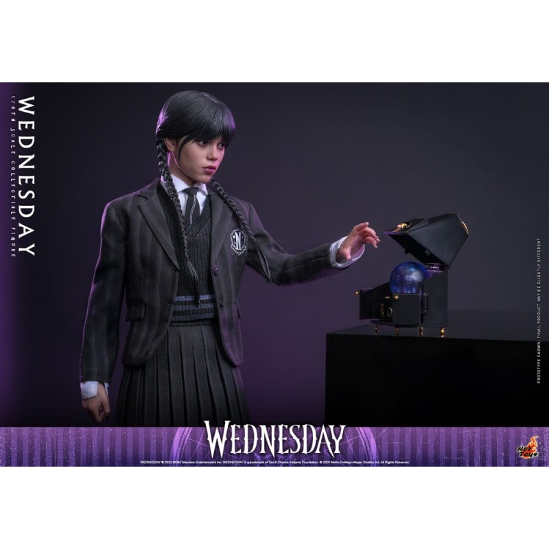 Hot Toys Wednesday: Wednesday 1/6 Scale Figure 27 cm