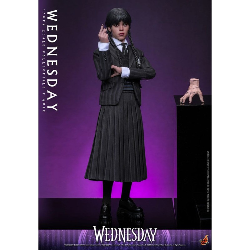 Hot Toys Wednesday: Wednesday 1/6 Scale Figure 27 cm