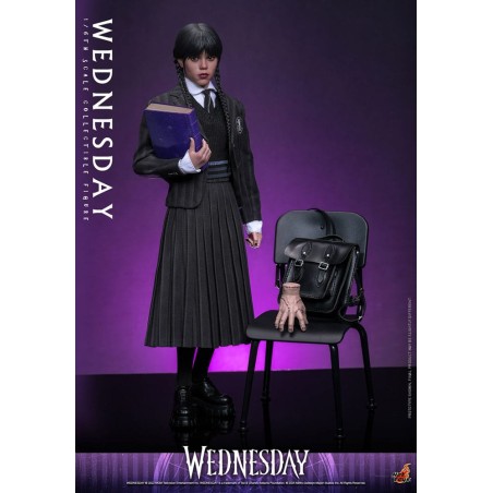 Hot Toys Wednesday: Wednesday 1/6 Scale Figure 27 cm Hot Toys Wednesday: Wednesday 1/6 Scale Figure 27 cm