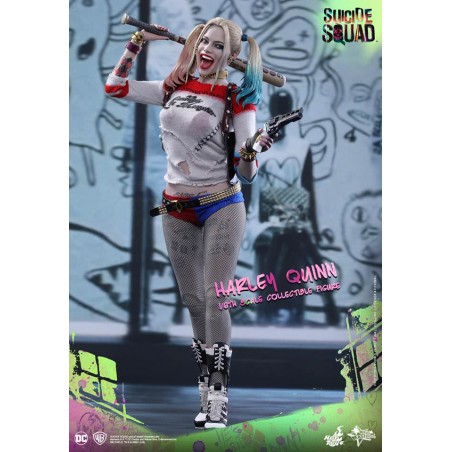 Hot Toys MMS 383 Suicide Squad – Harley Quinn (Sealed) Hot Toys MMS 383 Suicide Squad – Harley Quinn (Sealed)