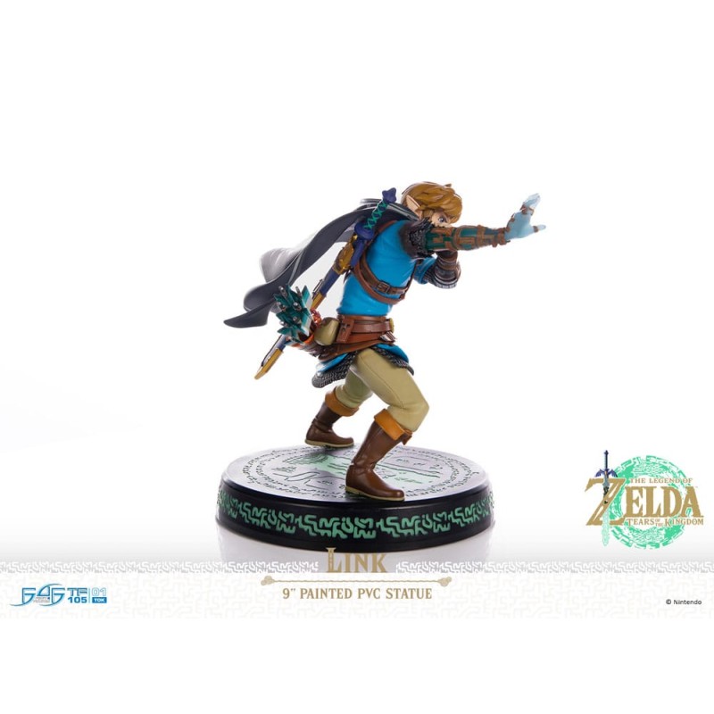 The Legend of Zelda: Tears of the Kingdom Link PVC Statue 18 cm