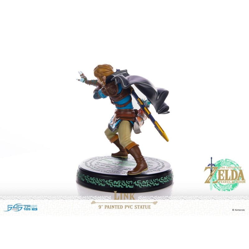 The Legend of Zelda: Tears of the Kingdom Link PVC Statue 18 cm