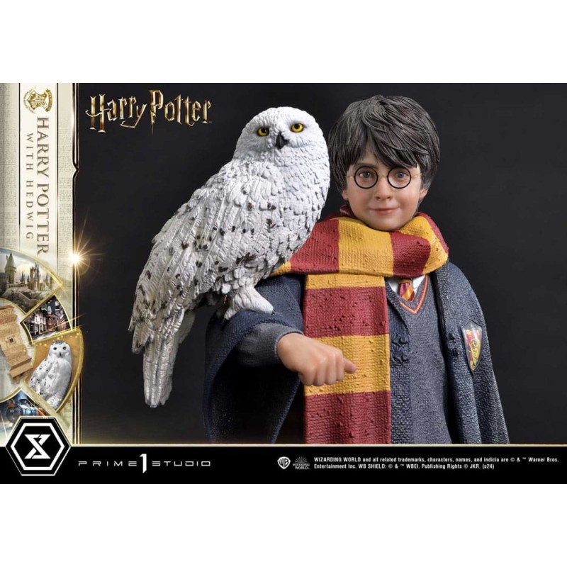 Harry Potter: Harry Potter with Hedwig Prime Collectibles