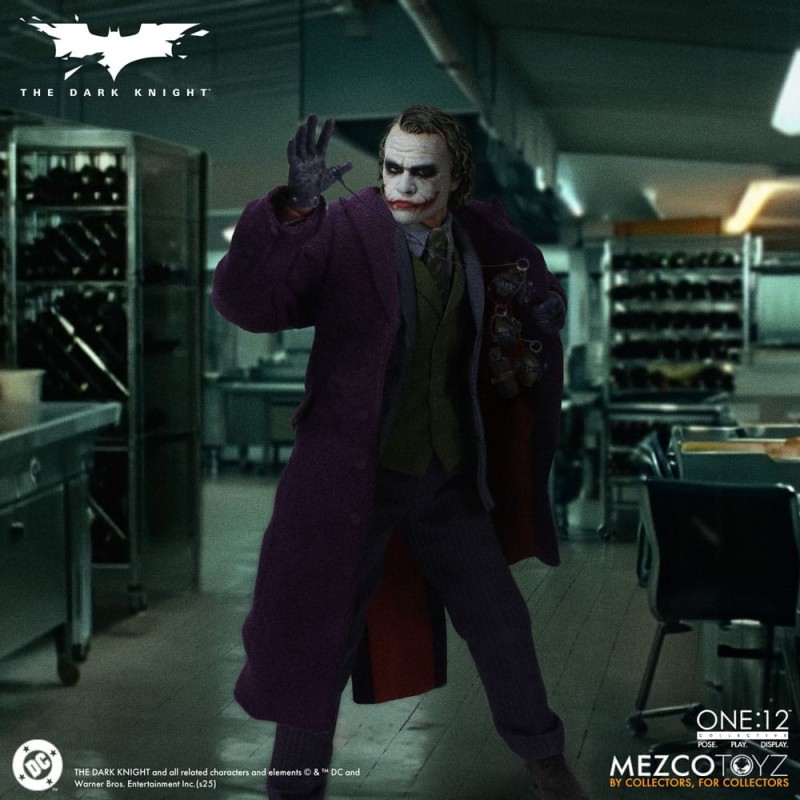 The Dark Knight: Joker One:12 Action Figure 17 cm