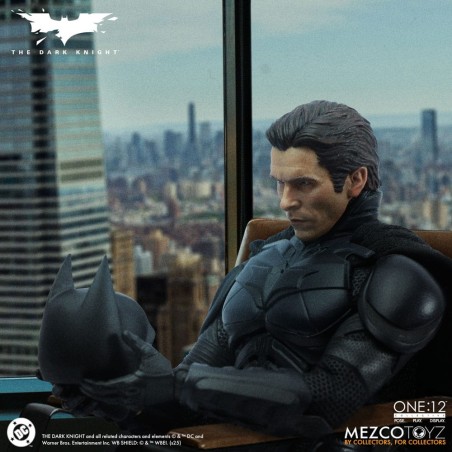 The Dark Knight: Batman One:12 Action Figure 17 cm The Dark Knight: Batman One:12 Action Figure 17 cm