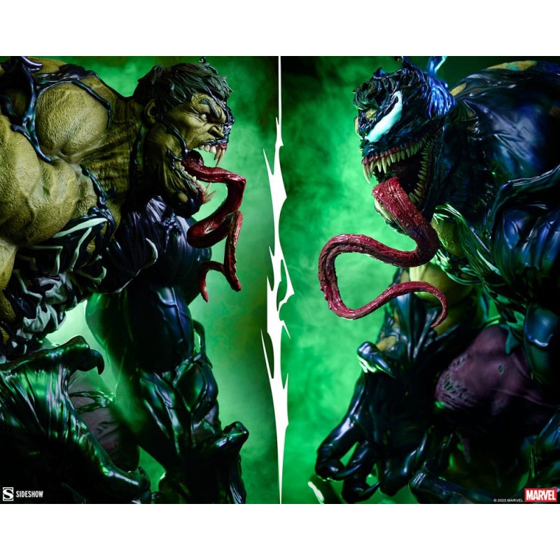 Marvel: Venomized Hulk Premium Format Statue 63 cm