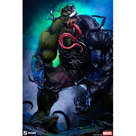 Marvel: Venomized Hulk Premium Format Statue 63 cm