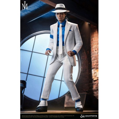 Michael Jackson: Smooth Criminal Deluxe 1/6 Scale Figure 30 cm