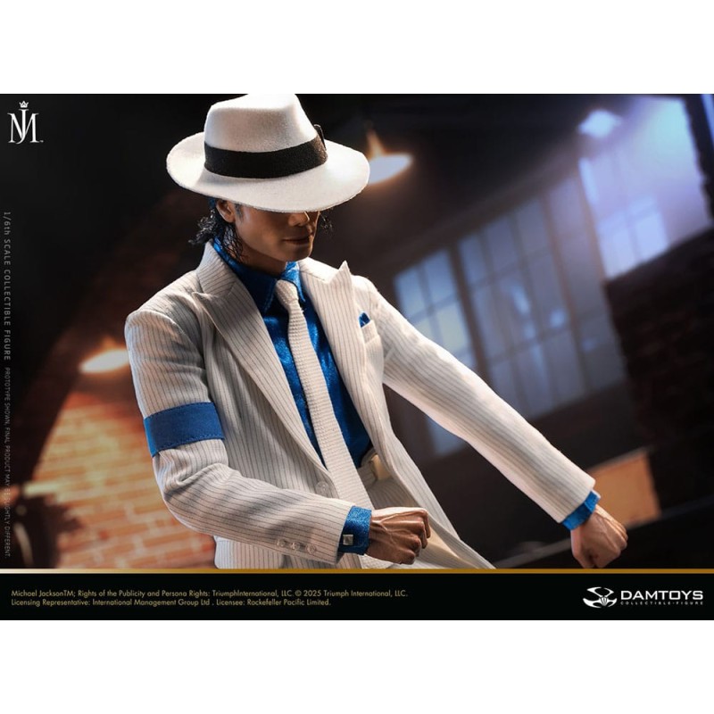 Michael Jackson: Smooth Criminal Deluxe 1/6 Scale Figure 30 cm