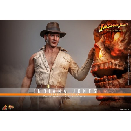 Hot Toys: Indiana Jones (Temple of Doom) Deluxe 1/6 Scale