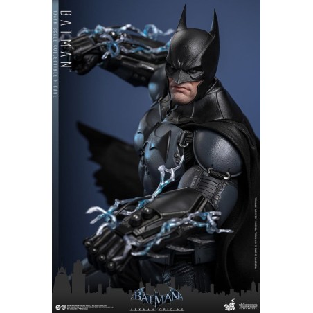 Hot Toys: Batman Arkham Origins - Batman 1/6 Scale Figure 33 cm