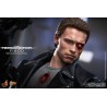 Hot Toys Star Wars: MMS 238 The Terminator – T-800 Battle