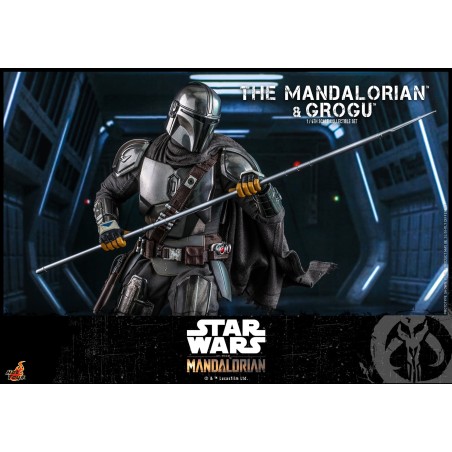Hot Toys The Mandalorian- 1:6 The Mandalorian & Grogu Set Hot Toys The Mandalorian- 1:6 The Mandalorian & Grogu Set