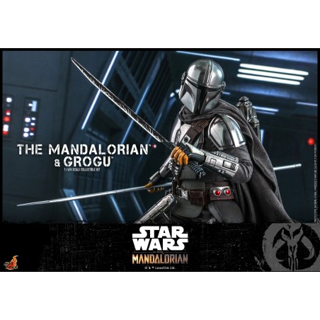 Hot Toys The Mandalorian- 1:6 The Mandalorian & Grogu Set Hot Toys The Mandalorian- 1:6 The Mandalorian & Grogu Set