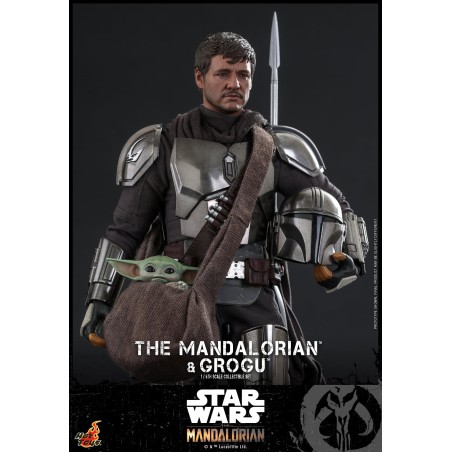 Hot Toys The Mandalorian- 1:6 The Mandalorian & Grogu Set Hot Toys The Mandalorian- 1:6 The Mandalorian & Grogu Set