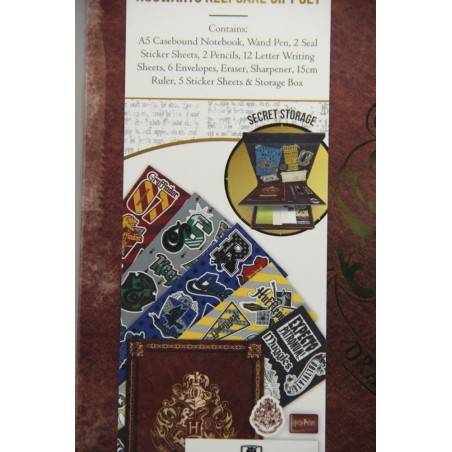 Harry Potter: Hogwarts Keepsake Gift Set Harry Potter: Hogwarts Keepsake Gift Set