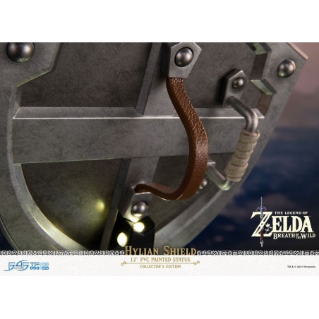 The Legend of Zelda: Breath of the Wild - Hylian Shield PVC The Legend of Zelda: Breath of the Wild - Hylian Shield PVC
