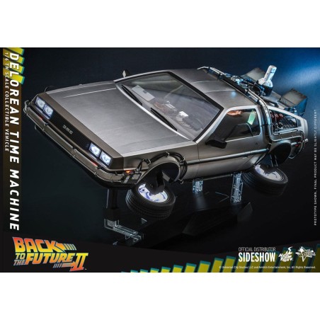 Hot Toys: Back to the Future 2 - DeLorean Time Machine 1/6 72 cm Hot Toys: Back to the Future 2 - DeLorean Time Machine 1/6 72 cm