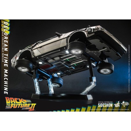 Hot Toys: Back to the Future 2 - DeLorean Time Machine 1/6 72 cm Hot Toys: Back to the Future 2 - DeLorean Time Machine 1/6 72 cm