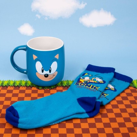 Sonic the Hedgehog: Mug and Socks Set Sonic the Hedgehog: Mug and Socks Set