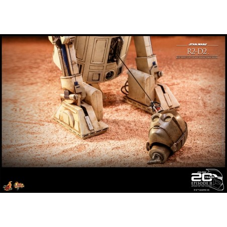 Hot Toys Star Wars: Attack of the Clones - R2-D2 1:6 Scale Hot Toys Star Wars: Attack of the Clones - R2-D2 1:6 Scale