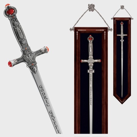 Harry Potter: The Godric Gryffindor Sword 1/1 Replica