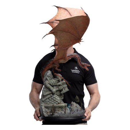 The Hobbit: Smaug the Fire-Drake Statue 88 cm The Hobbit: Smaug the Fire-Drake Statue 88 cm