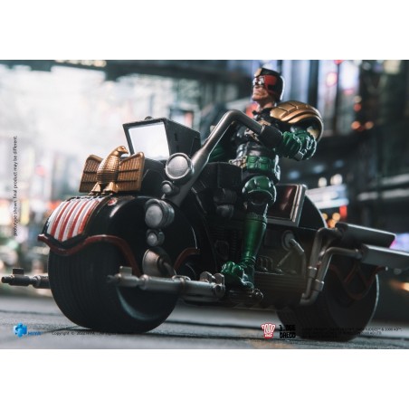 Judge Dredd: Judge Dredd and Lawmaster MK II 1:18 Scale Mini Judge Dredd: Judge Dredd and Lawmaster MK II 1:18 Scale Mini