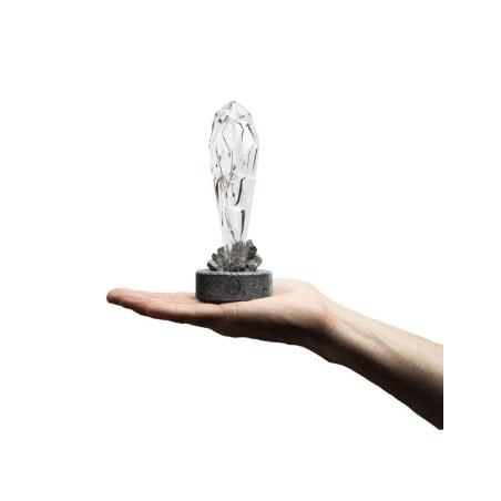 The Dark Crystal Prop Replica 1/1 The Crystal Shard 17 cm The Dark Crystal Prop Replica 1/1 The Crystal Shard 17 cm