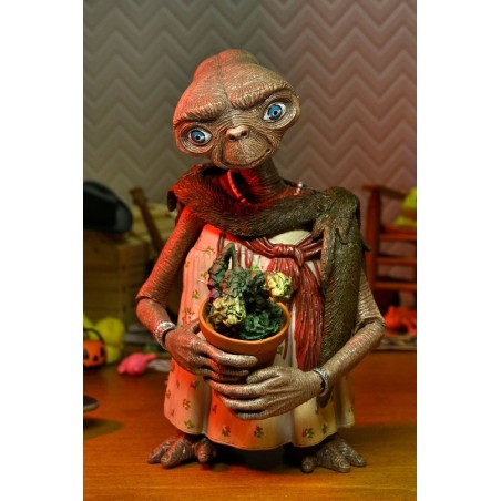 NECA Ultimate Dress-Up E.T. (40th Anniversary) Action Figure 18 NECA Ultimate Dress-Up E.T. (40th Anniversary) Action Figure 18