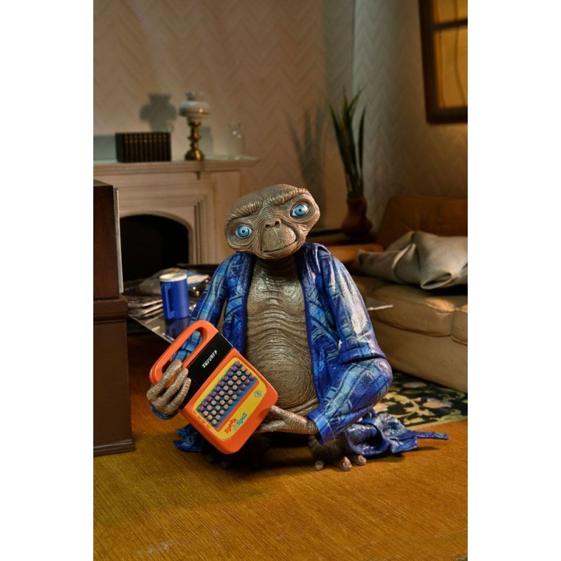 NECA Ultimate Telepathic E.T. (40th Anniversary) Action Figure