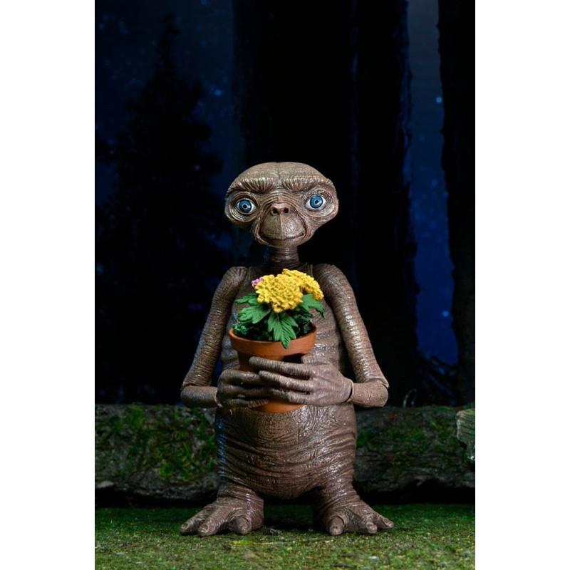 NECA Ultimate E.T. (40th Anniversary) Action Figure 18 cm