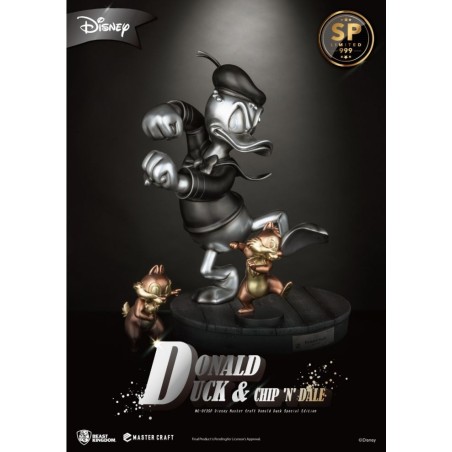 Disney: Donald Duck Special Edition Master Craft Statue 34 cm