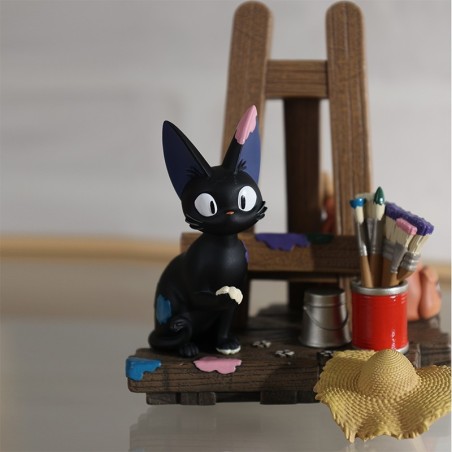 Kiki’s Delivery Service: Jiji Easel Calender and Diorama Statue Kiki’s Delivery Service: Jiji Easel Calender and Diorama Statue