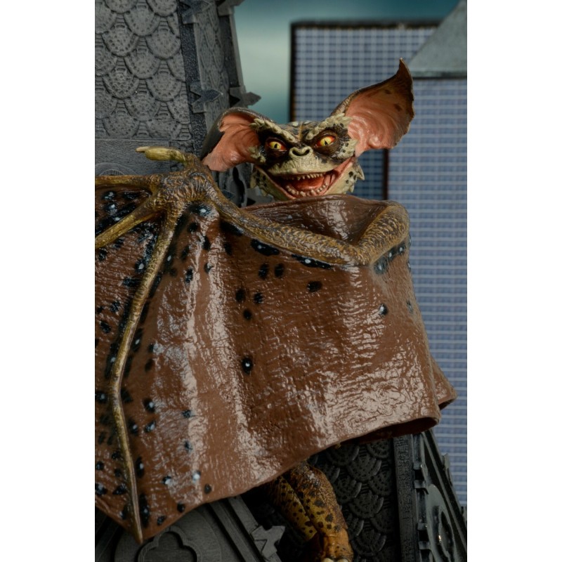 Gremlins 2: Bat Gremlin Deluxe Action Figure 15 cm