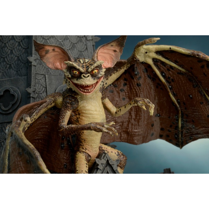 Gremlins 2: Bat Gremlin Deluxe Action Figure 15 cm