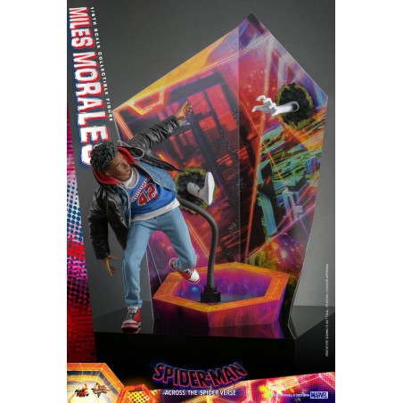 Hot Toys Spider-Man: Across the Spider-Verse Action Figure 1/6