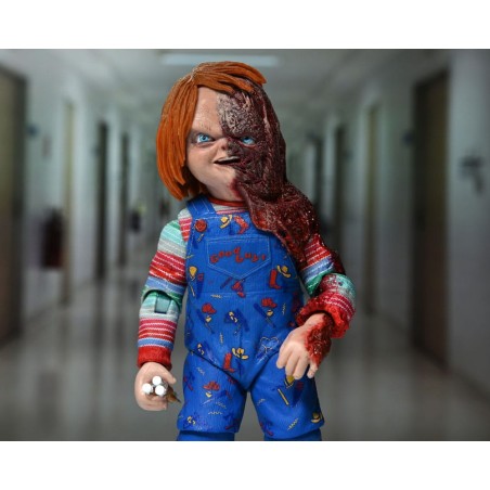 NECA: Child´s Play - Ultimate Chucky (TV Series) Action Figure