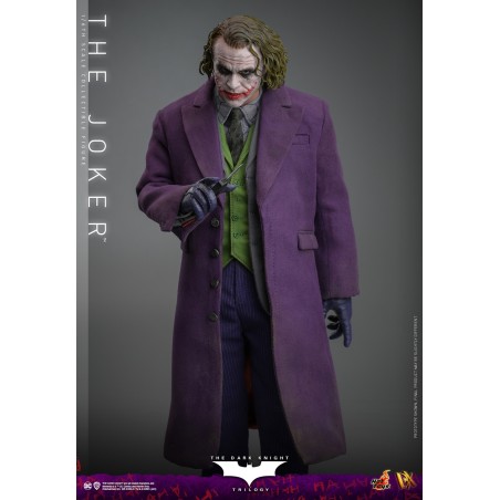 Hot Toys DC Comics: The Dark Knight - The Joker 1:6 Scale