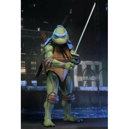 NECA TMNT: 1990 Movie - Leonardo 1:4 Scale Figure 42 cm