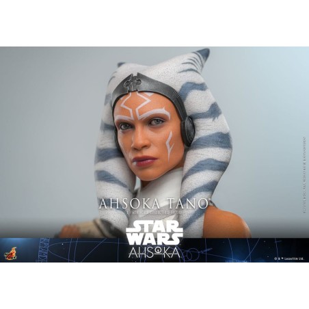 Hot Toys Star Wars: Ahsoka Tano 1/6 Action Figure 28 cm