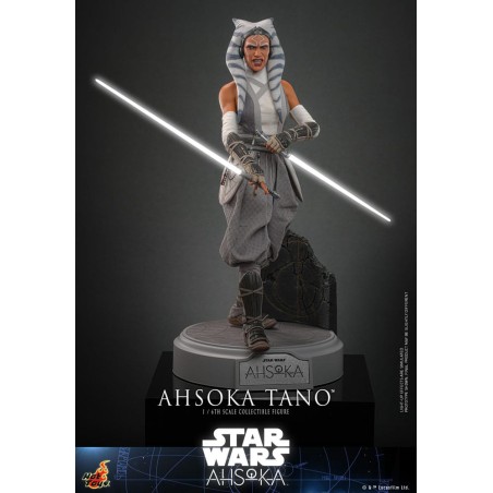 Hot Toys Star Wars: Ahsoka Tano 1/6 Action Figure 28 cm