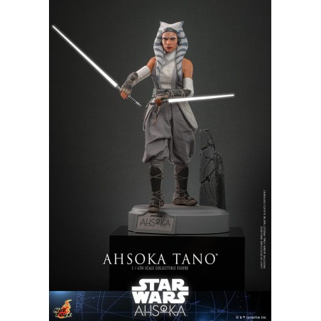 Hot Toys Star Wars: Ahsoka Tano 1/6 Action Figure 28 cm