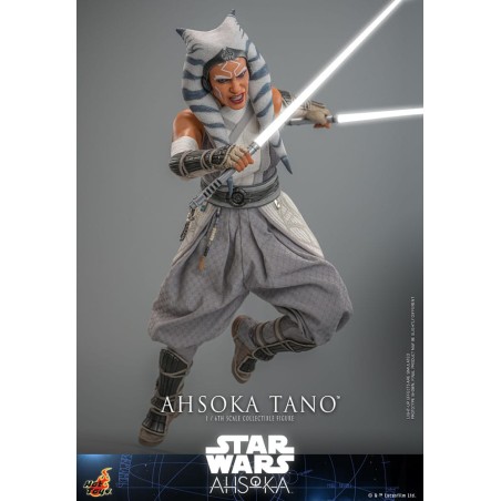 Hot Toys Star Wars: Ahsoka Tano 1/6 Action Figure 28 cm