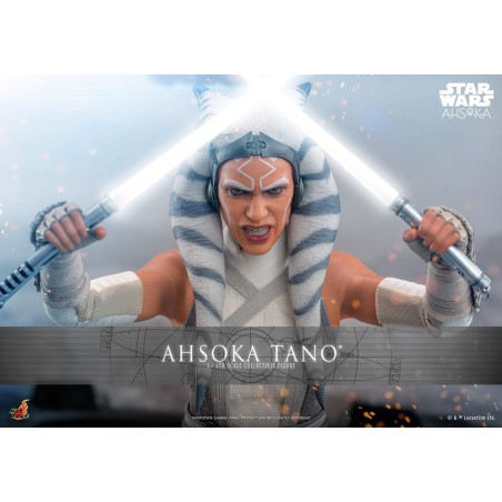 Hot Toys Star Wars: Ahsoka Tano 1/6 Action Figure 28 cm