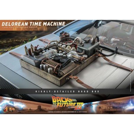 Hot Toys Back to the Future III: DeLorean Time Machine 1/6